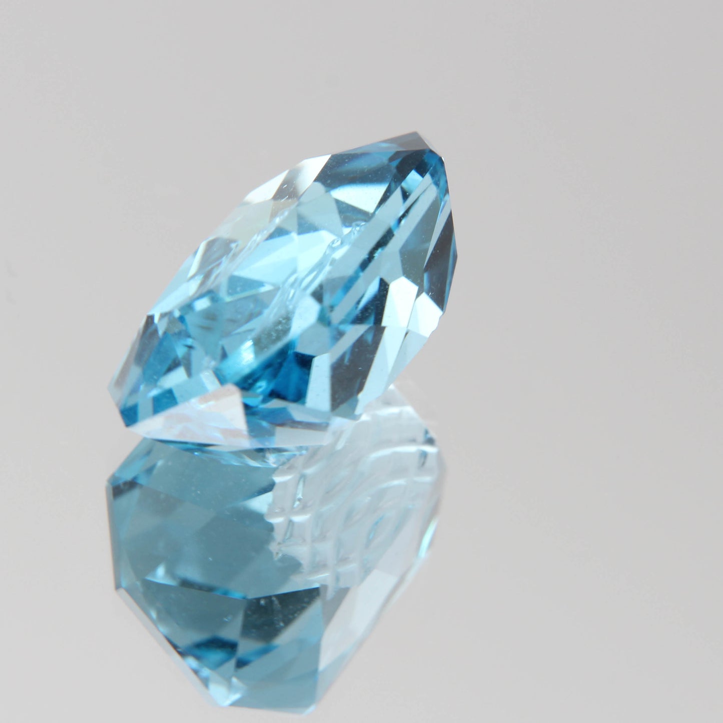Blue Topaz 26.62ct