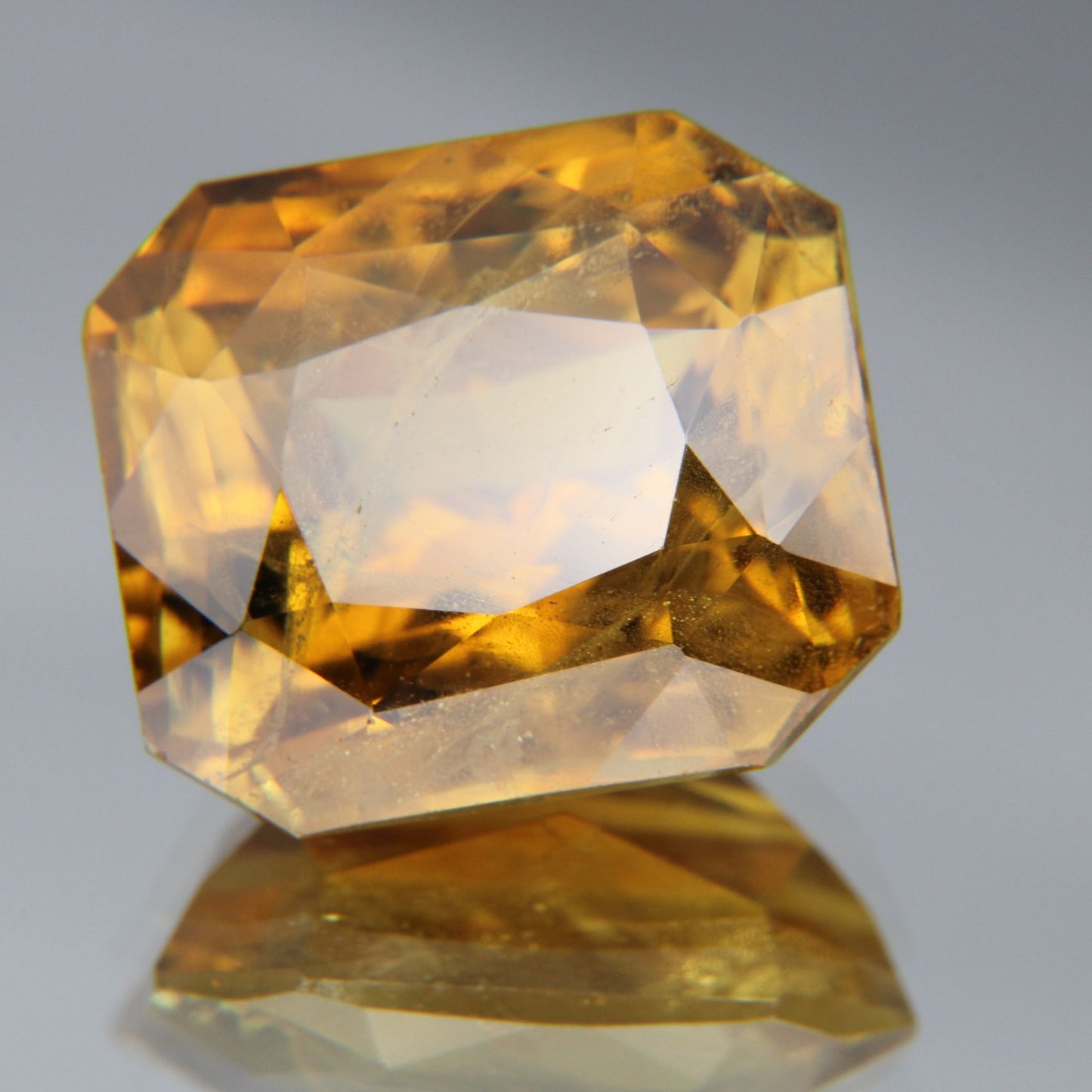 Chrysoberyl 10.80ct