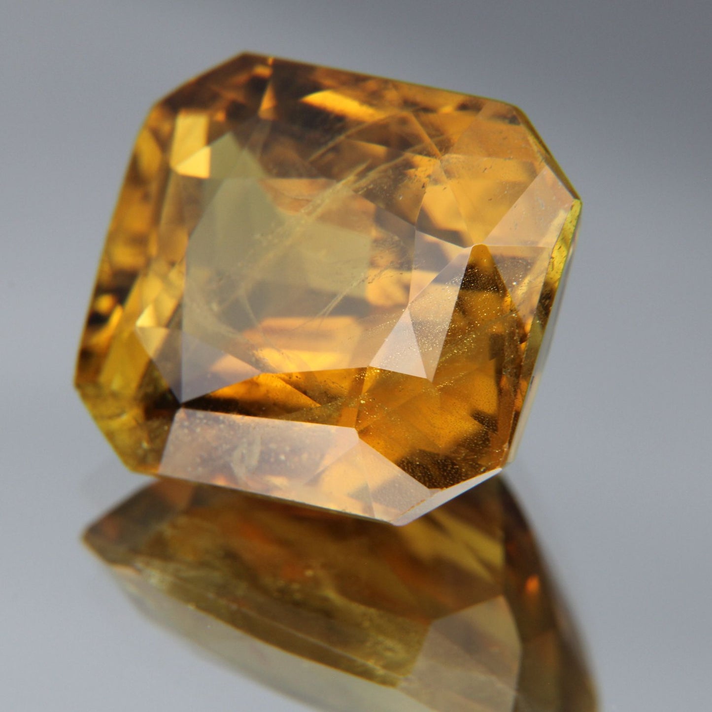 Chrysoberyl 10.80ct