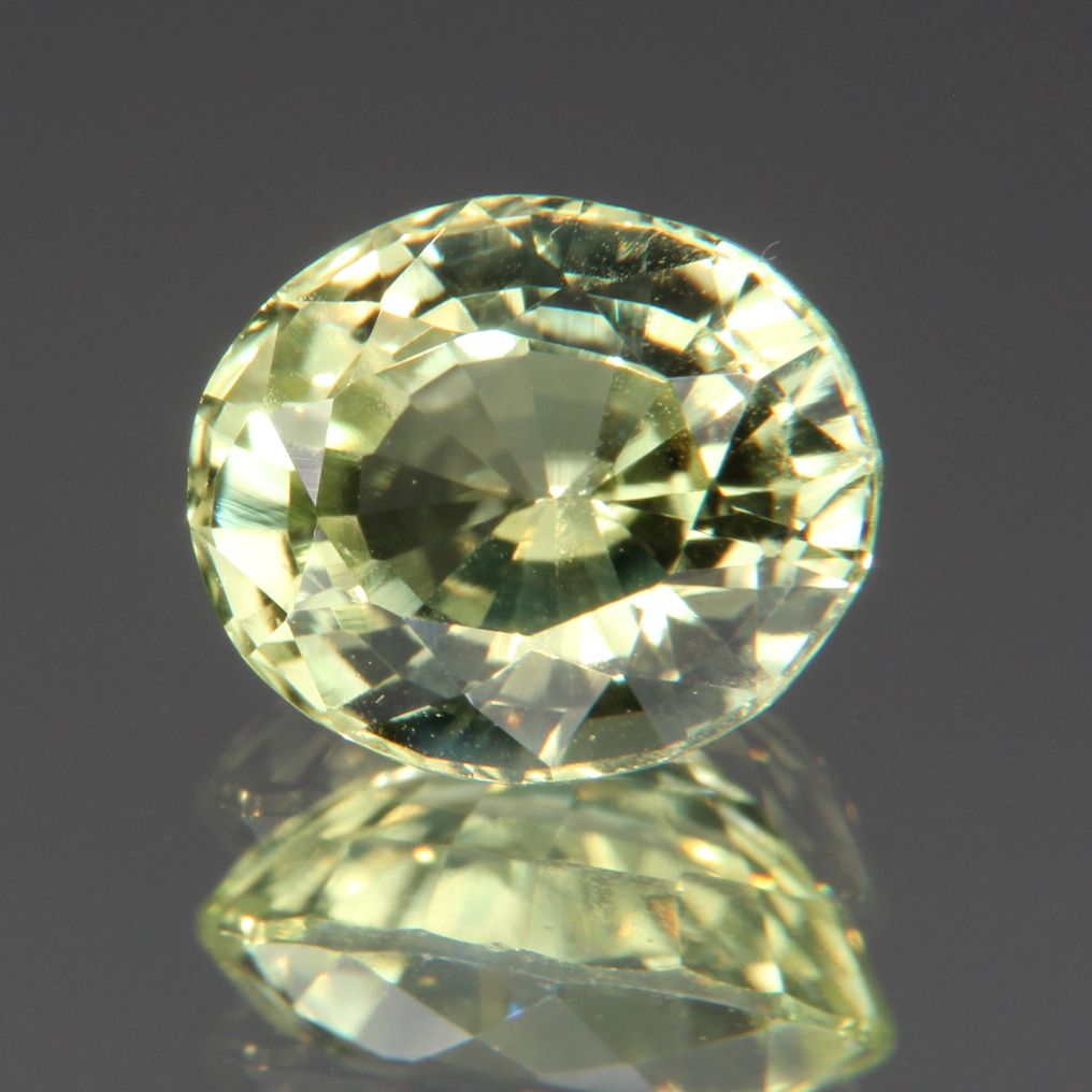 Chrysoberyl 1.37 ct