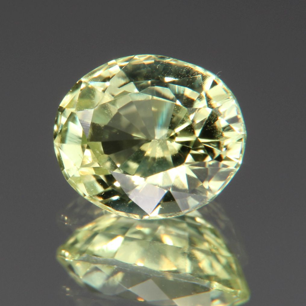 Chrysoberyl 1.37 ct