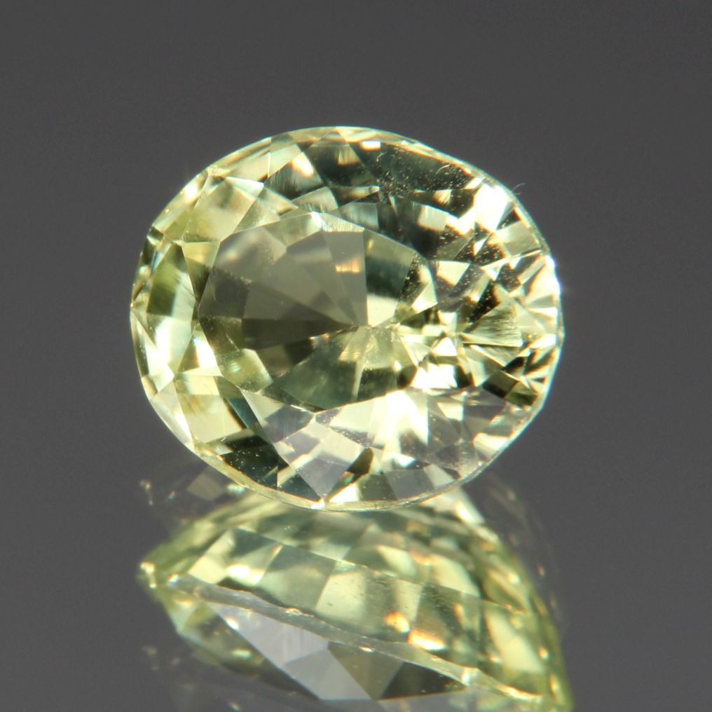 Chrysoberyl 1.37 ct
