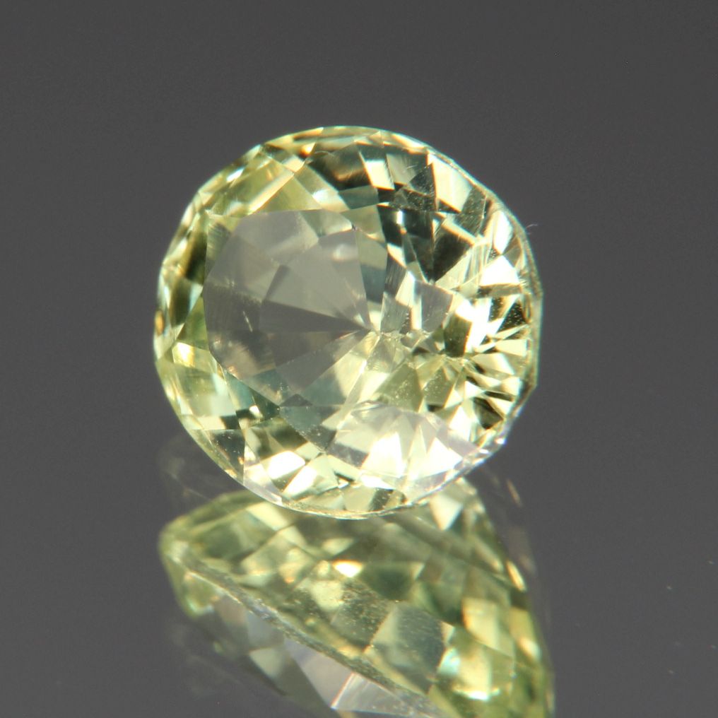 Chrysoberyl 1.37 ct
