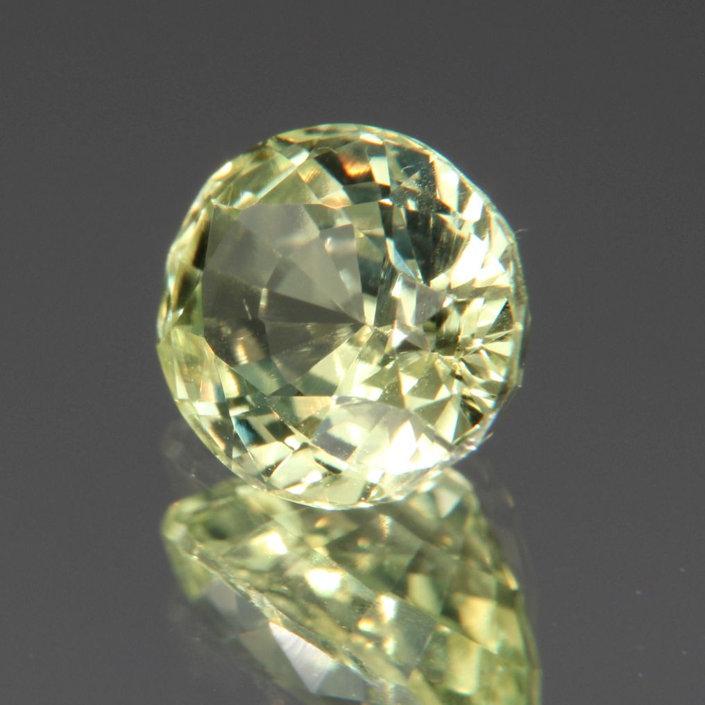 Chrysoberyl 1.37 ct