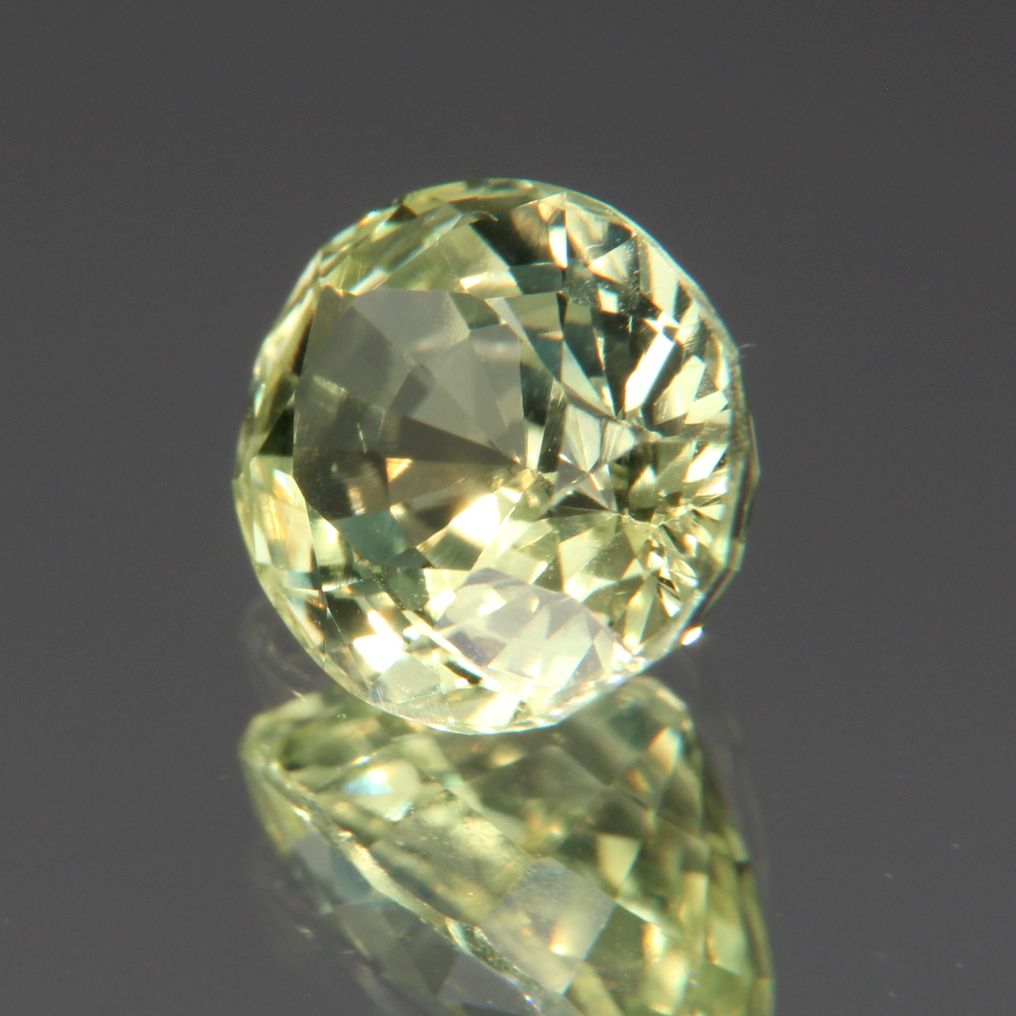 Chrysoberyl 1.37 ct