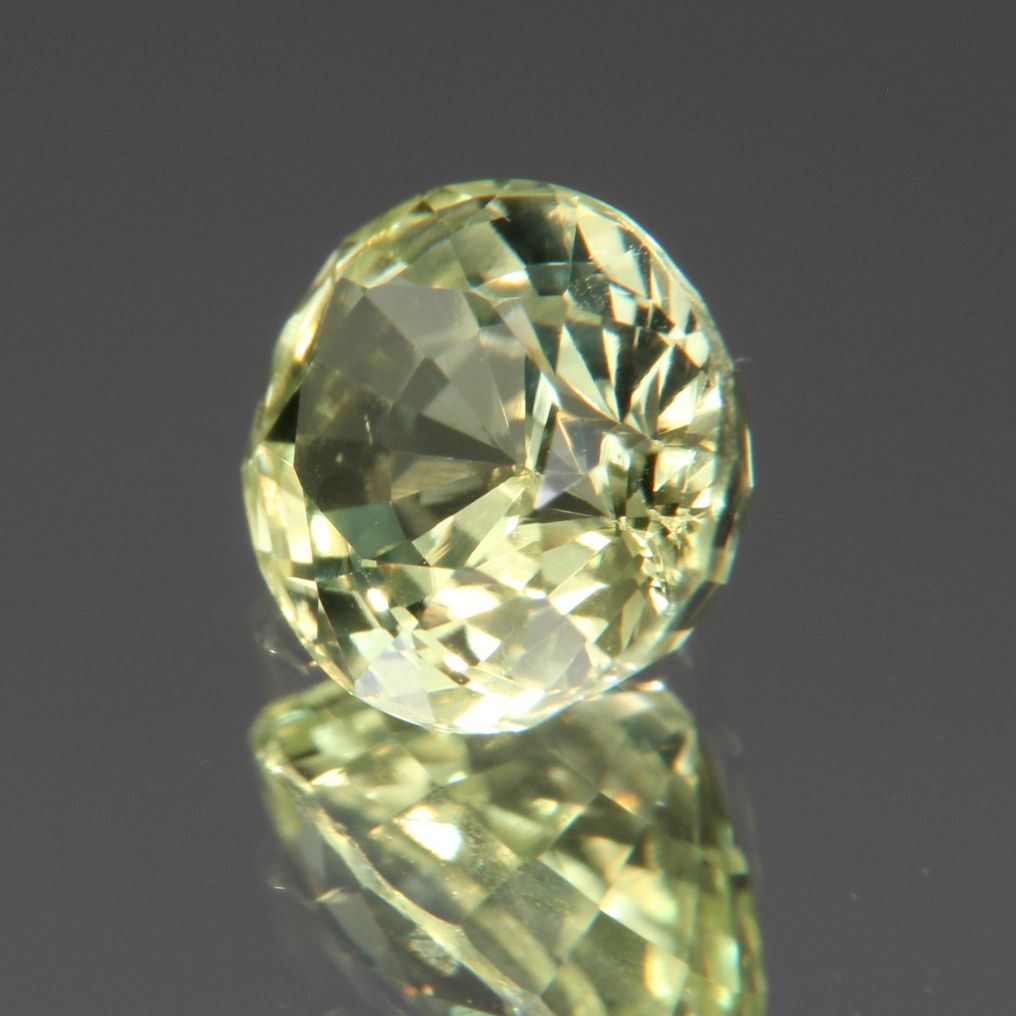 Chrysoberyl 1.37 ct