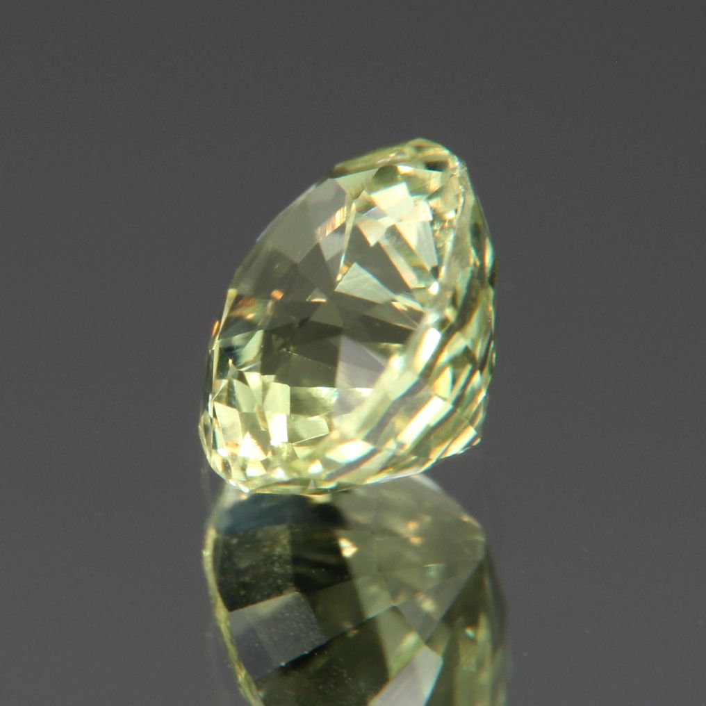 Chrysoberyl 1.37 ct
