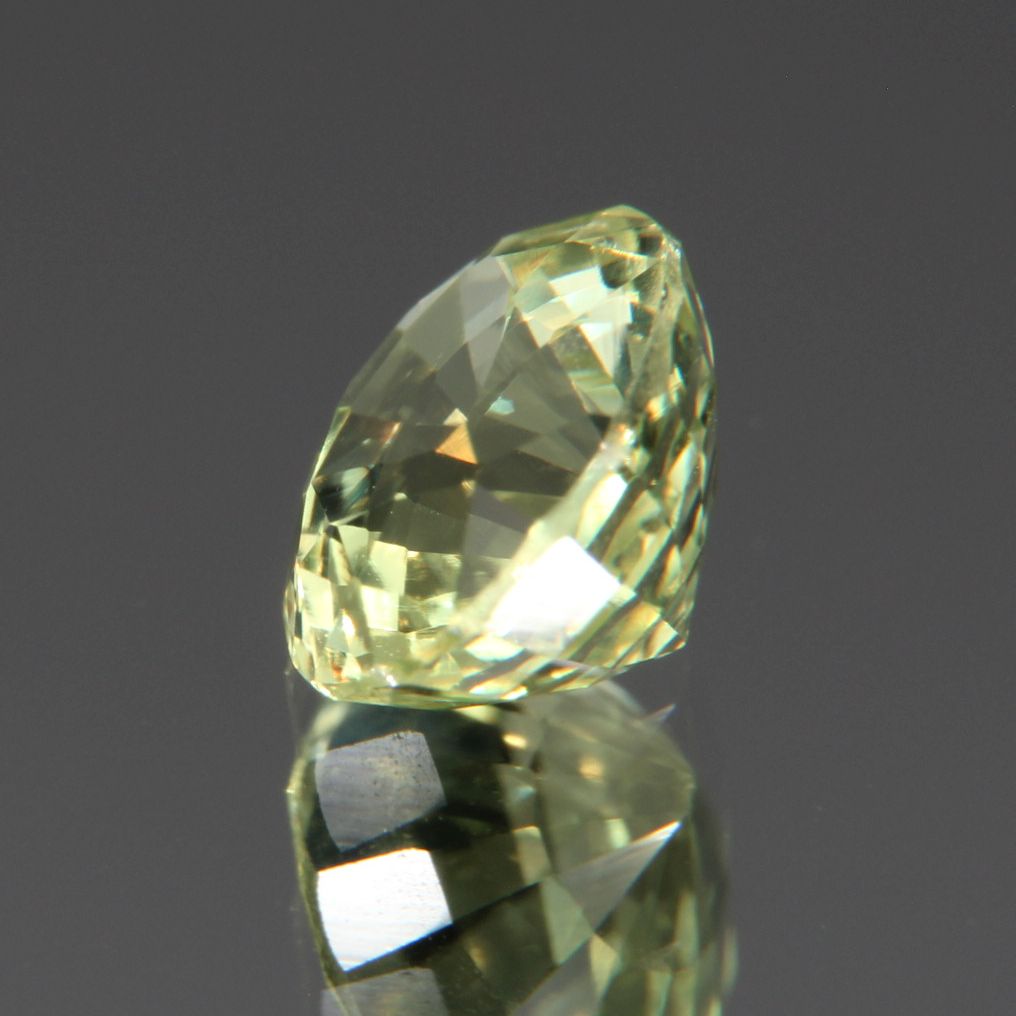 Chrysoberyl 1.37 ct