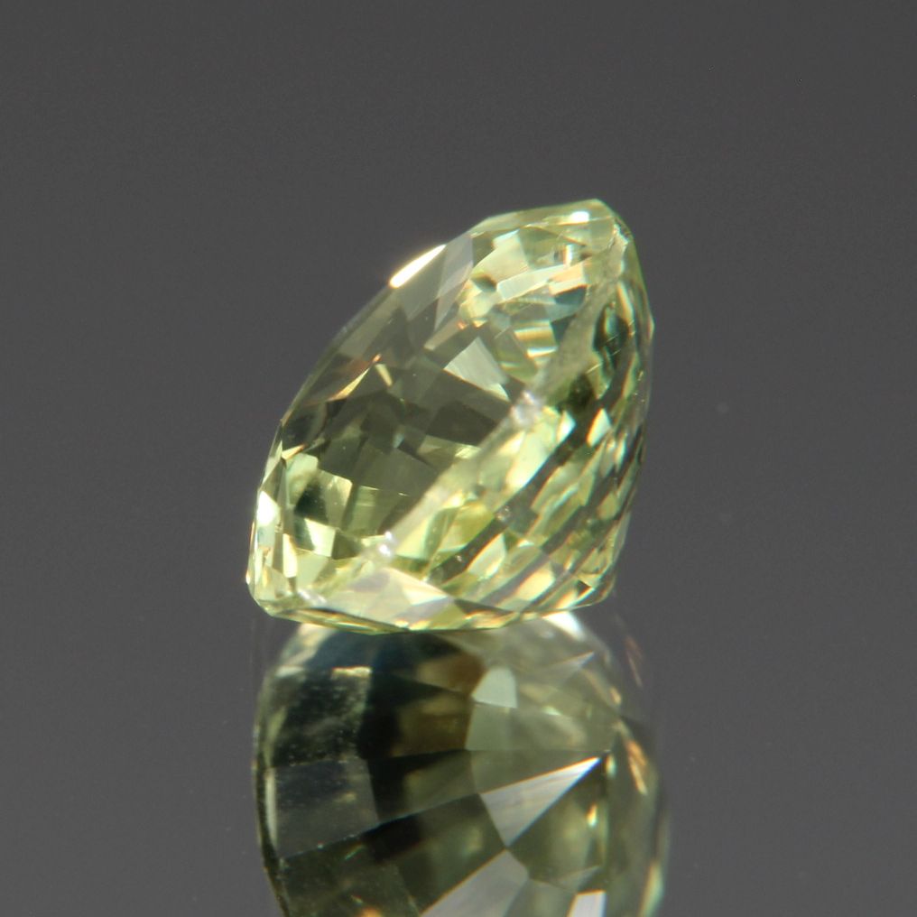 Chrysoberyl 1.37 ct