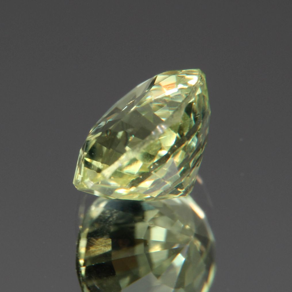 Chrysoberyl 1.37 ct