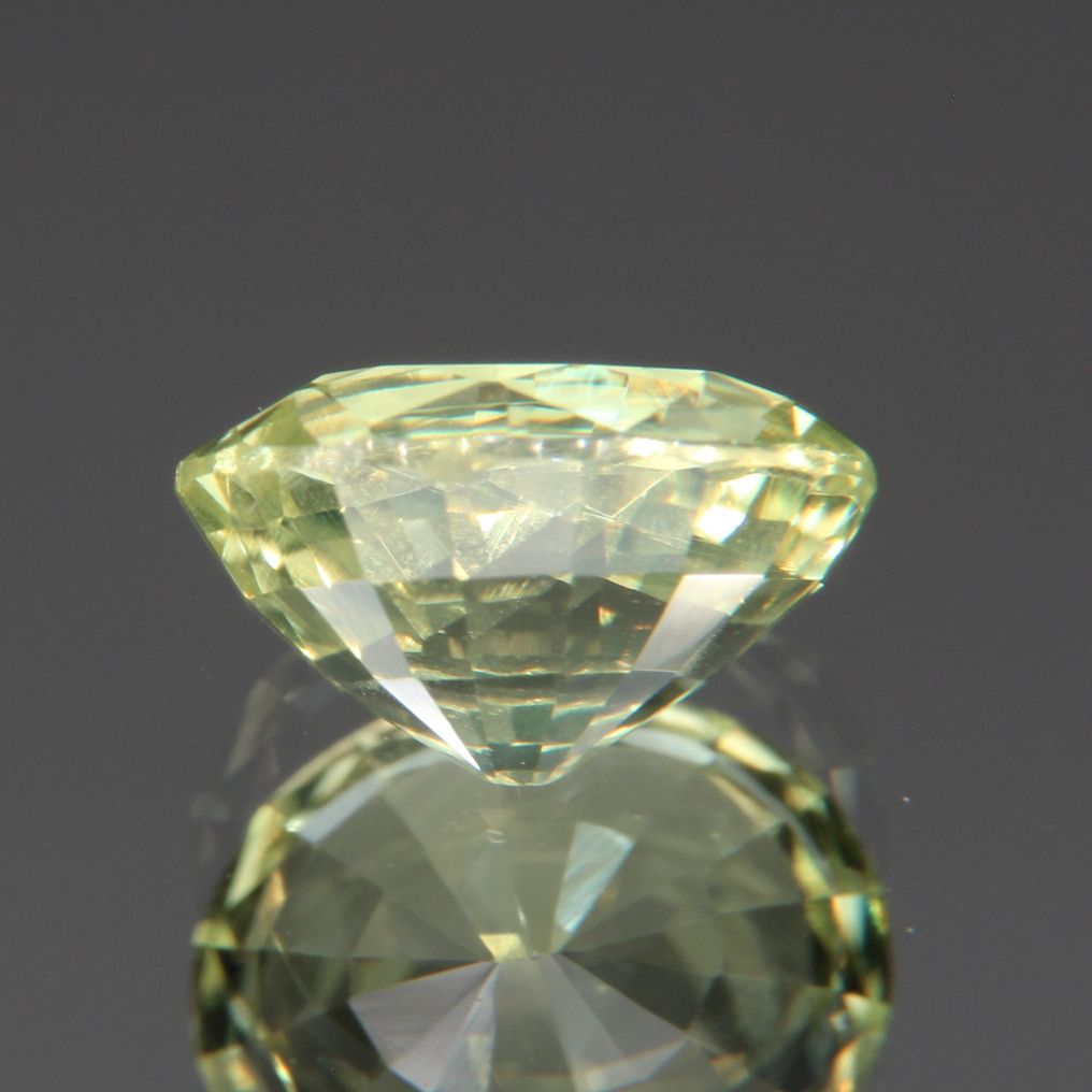 Chrysoberyl 1.37 ct