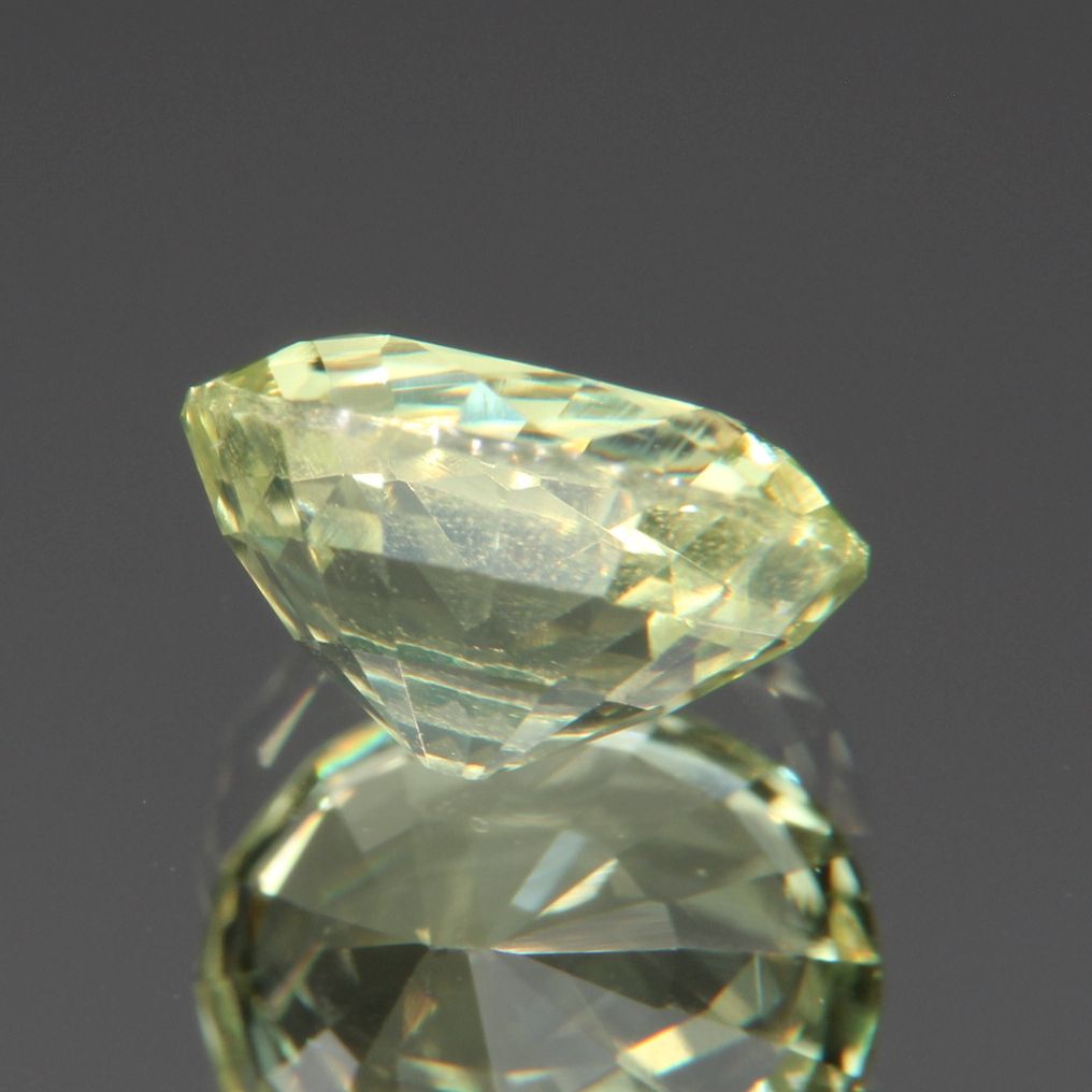 Chrysoberyl 1.37 ct