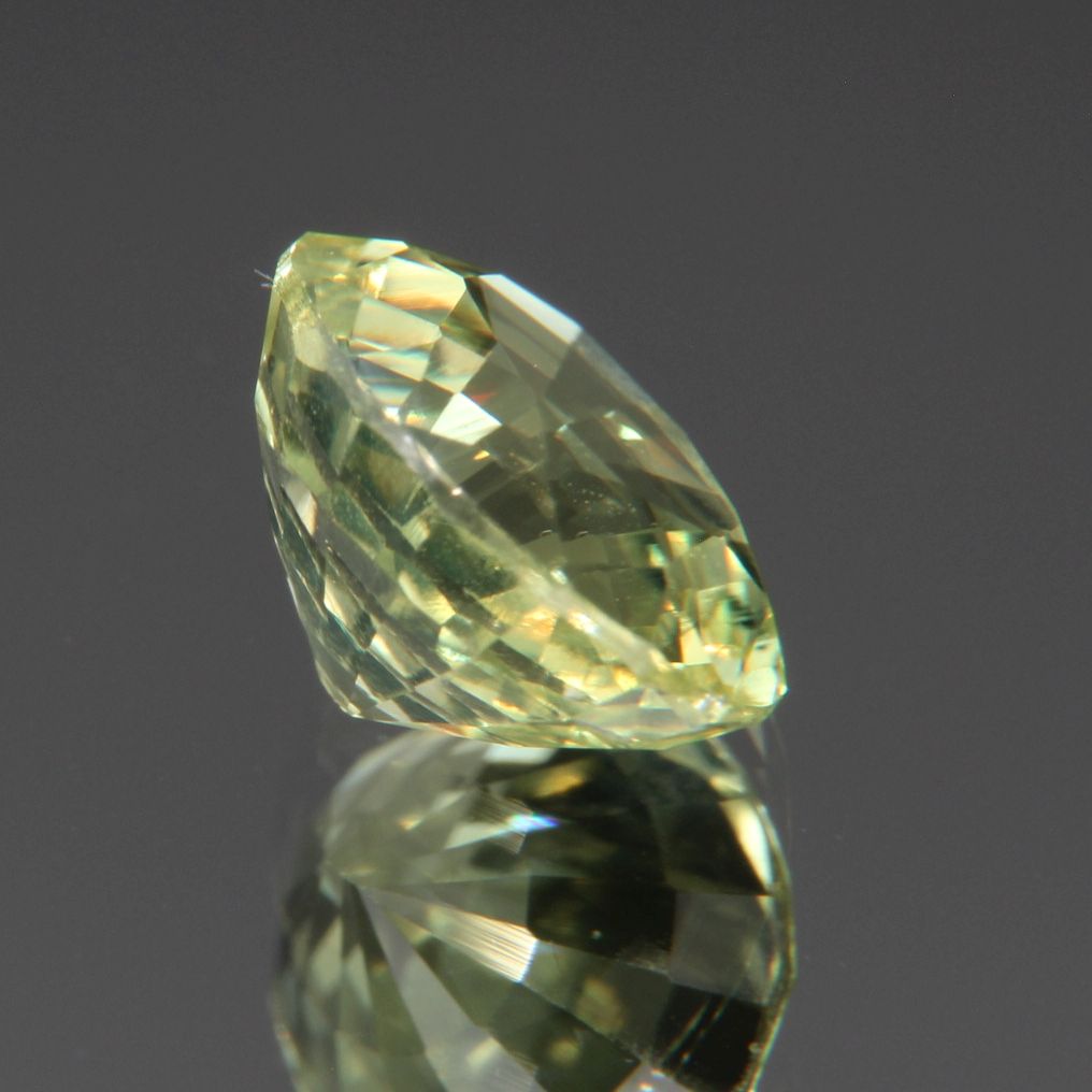 Chrysoberyl 1.37 ct