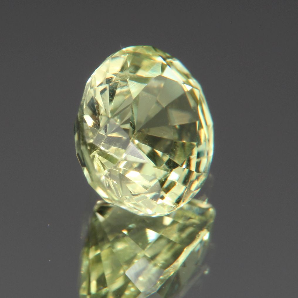 Chrysoberyl 1.37 ct
