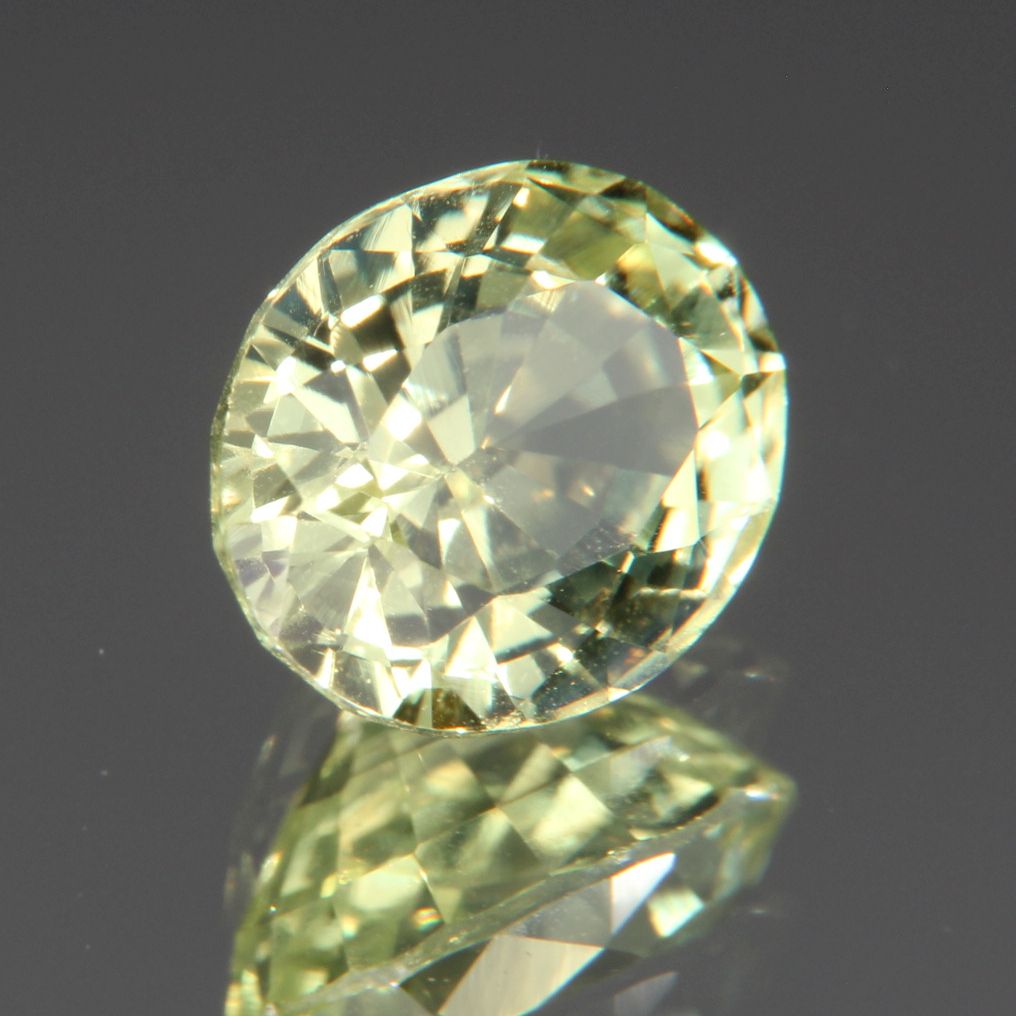 Chrysoberyl 1.37 ct