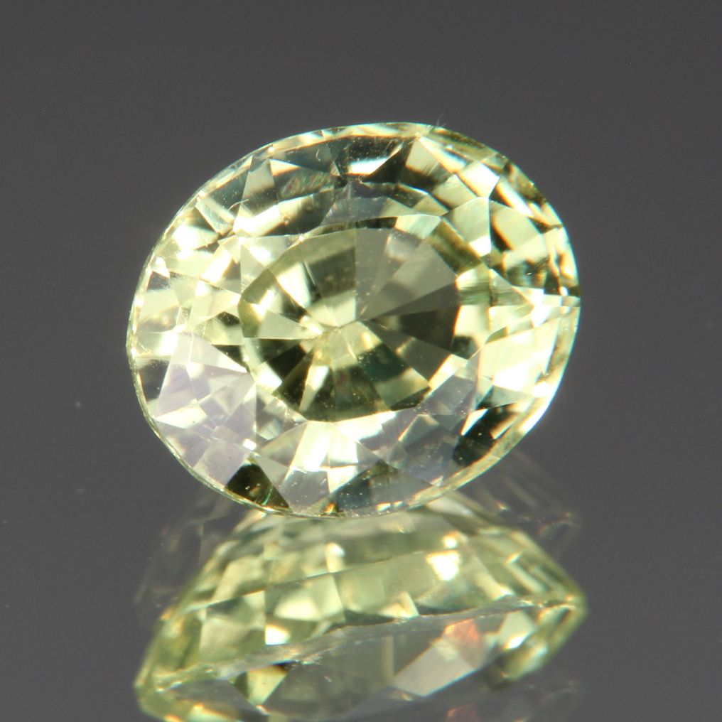 Chrysoberyl 1.37 ct