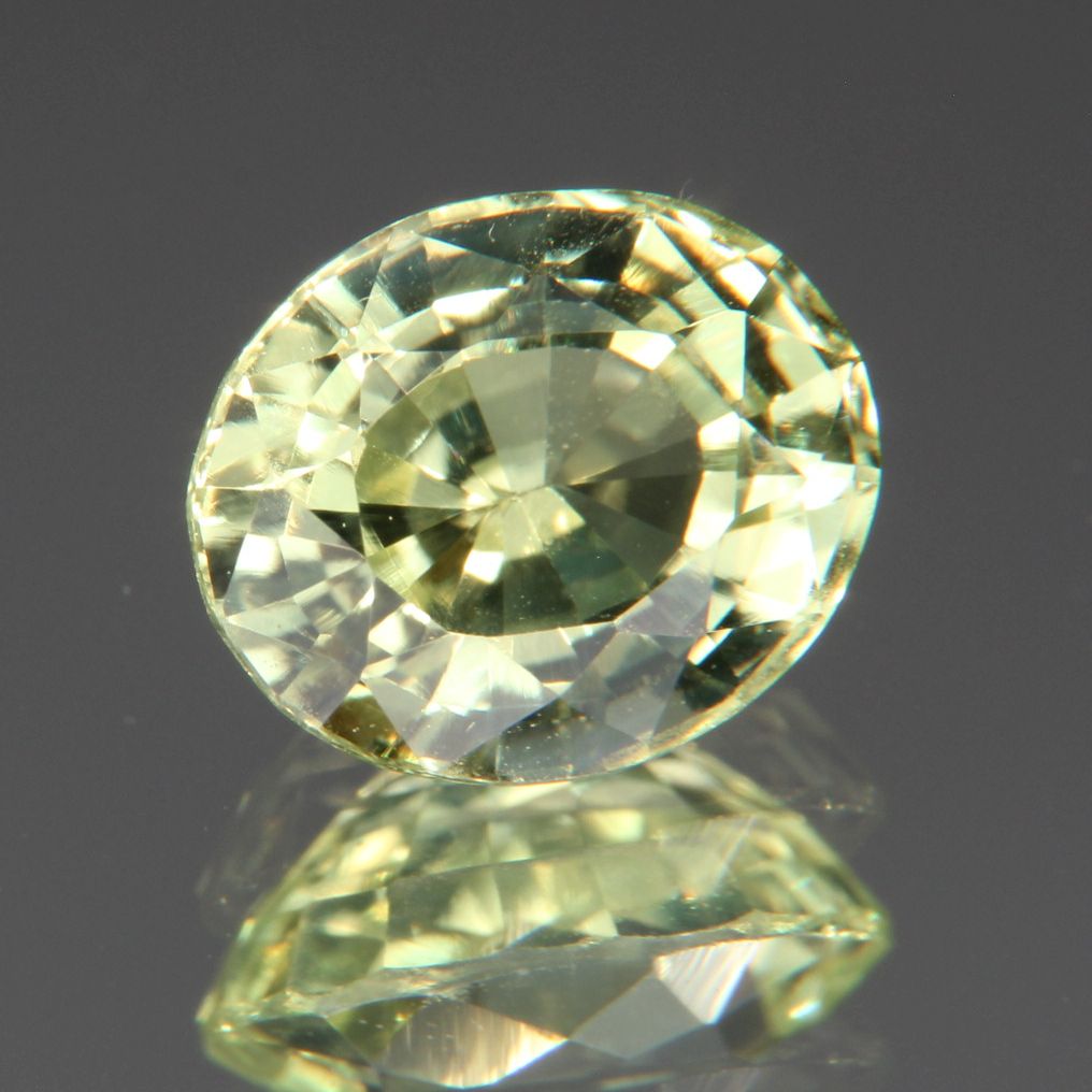 Chrysoberyl 1.37 ct
