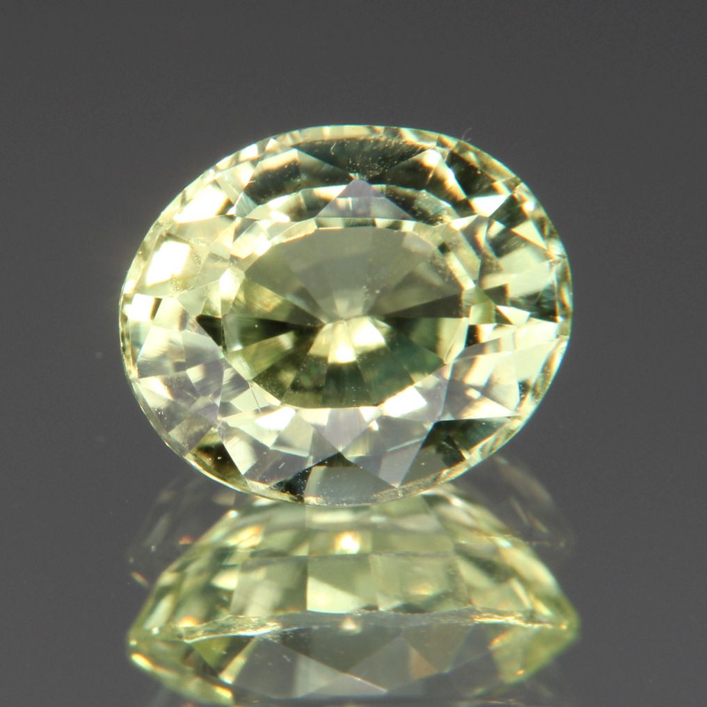 Chrysoberyl 1.37 ct