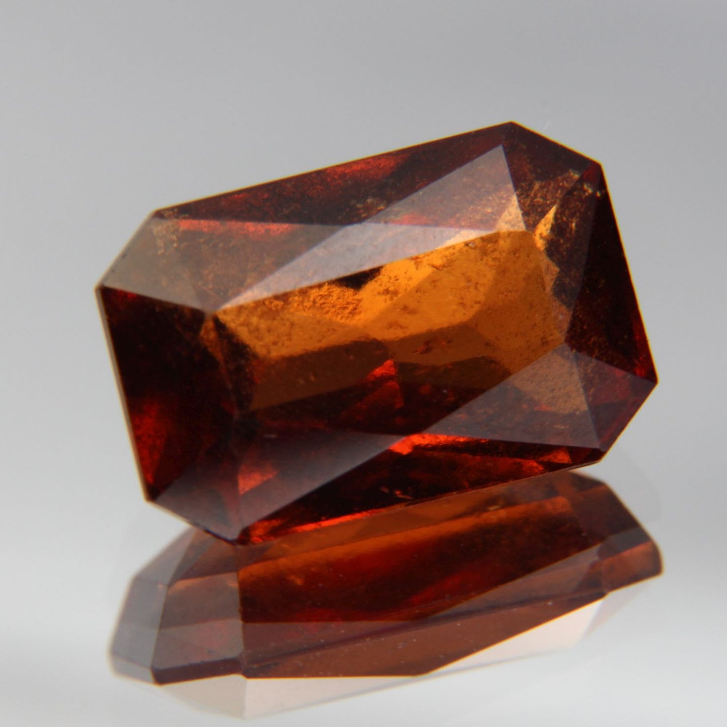 Hessonite  5.81ct