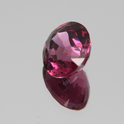 Pink-Red Spinel 5.57ct