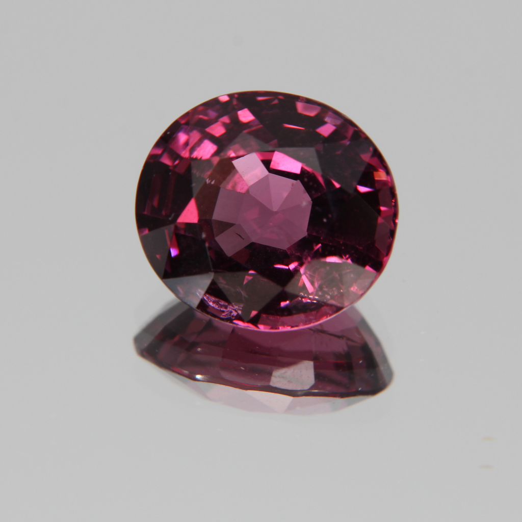 Pink-Red Spinel 5.57ct