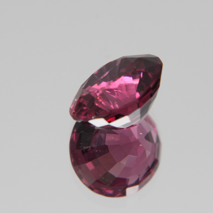 Pink-Red Spinel 5.57ct
