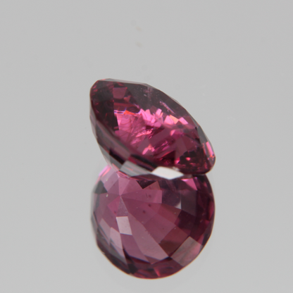 Pink-Red Spinel 5.57ct