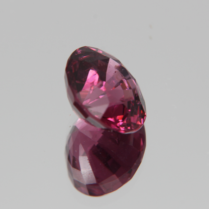 Pink-Red Spinel 5.57ct
