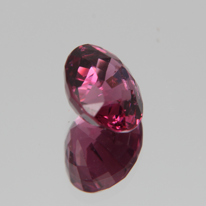 Pink-Red Spinel 5.57ct