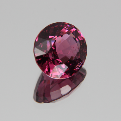 Pink-Red Spinel 5.57ct