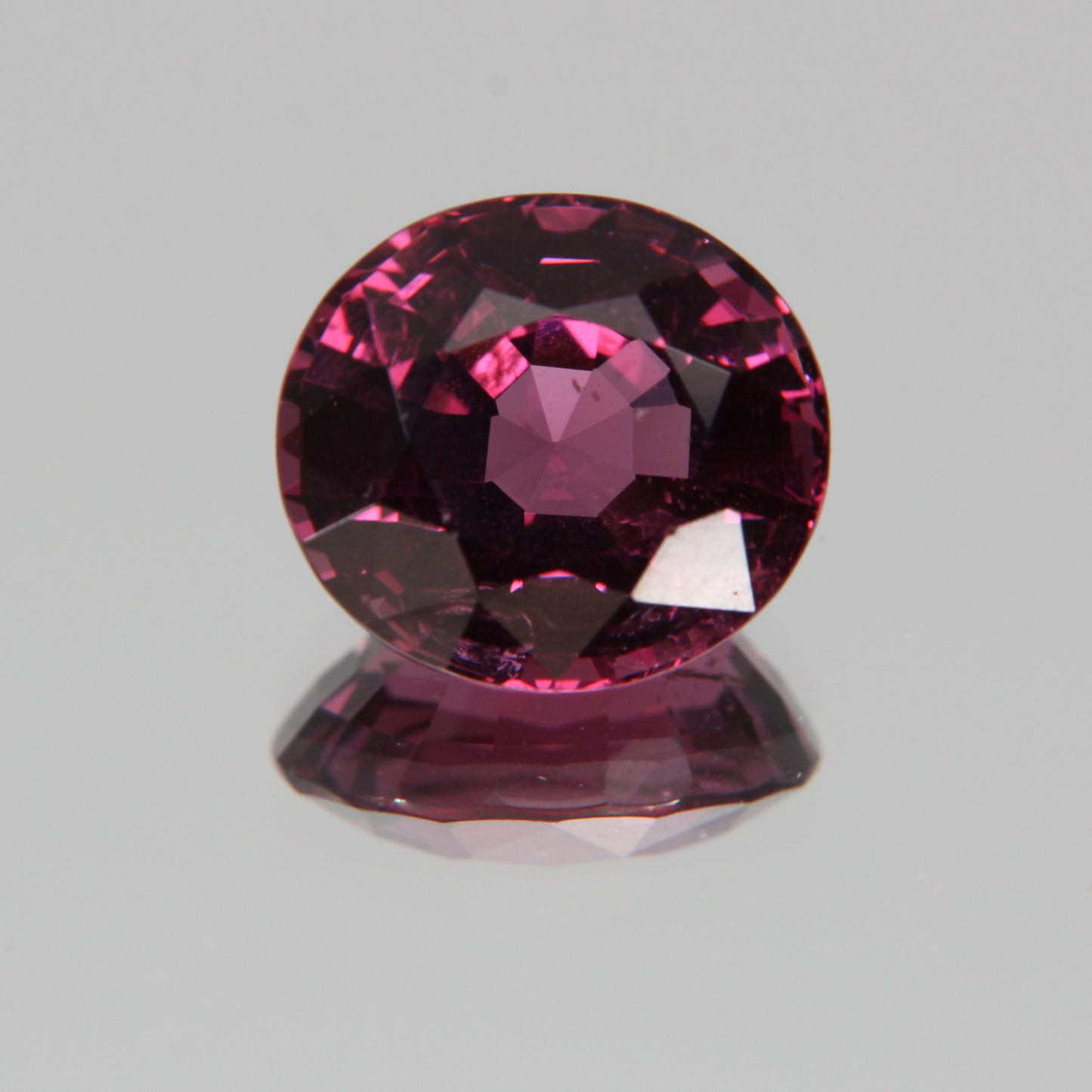 Pink-Red Spinel 5.57ct
