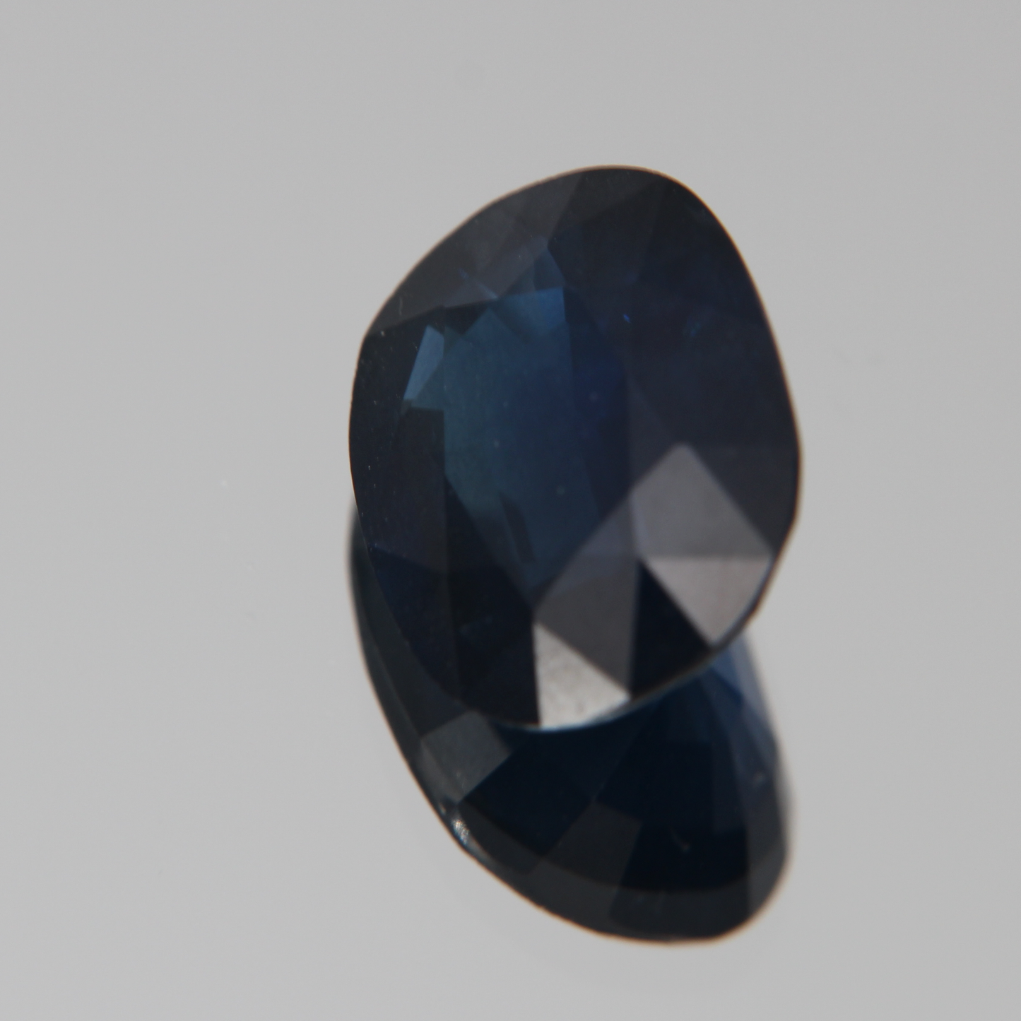 Blue Sapphire 5.78 ct