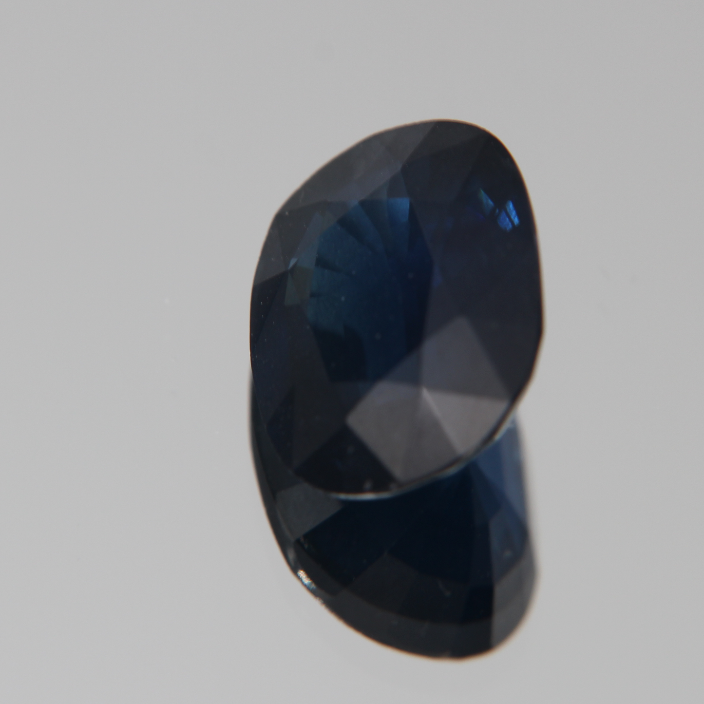 Blue Sapphire 5.78 ct