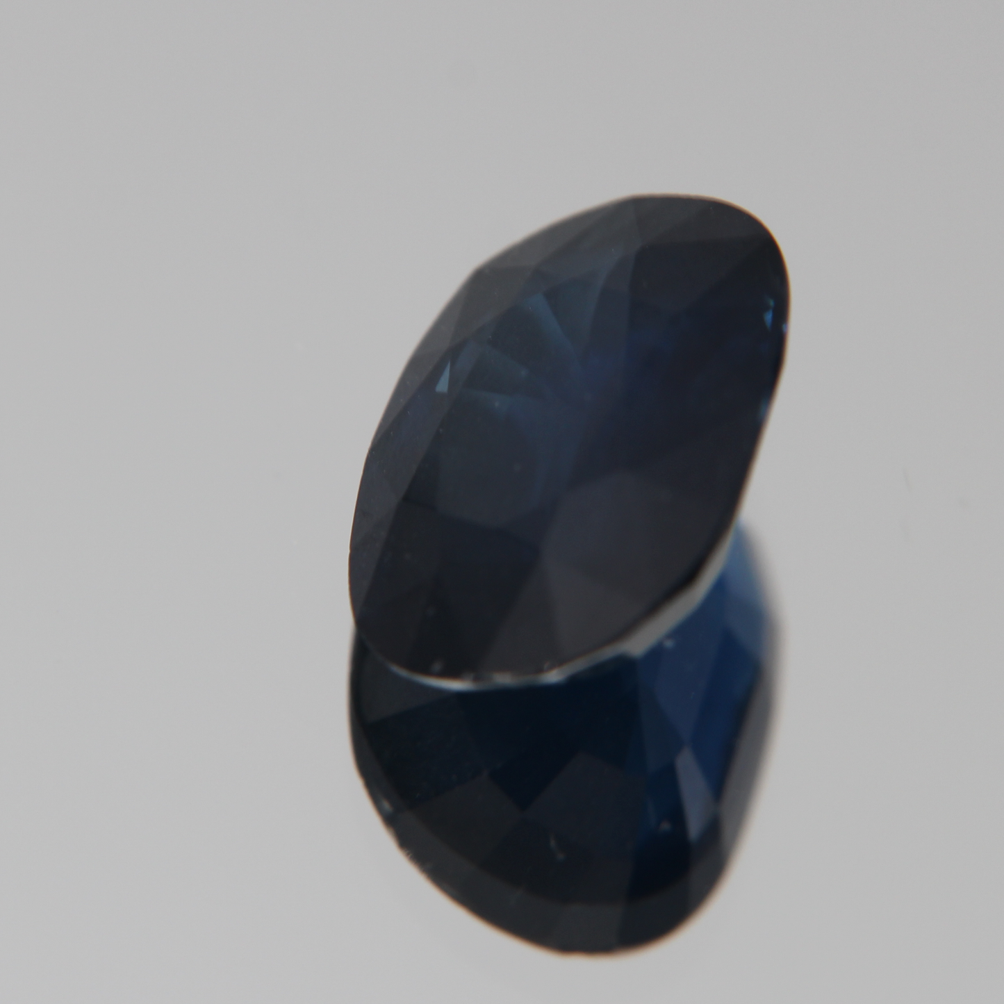 Blue Sapphire 5.78 ct
