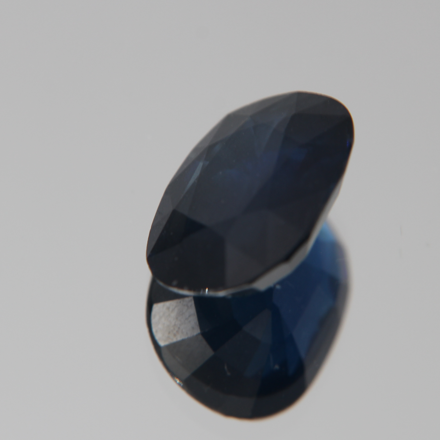 Blue Sapphire 5.78 ct