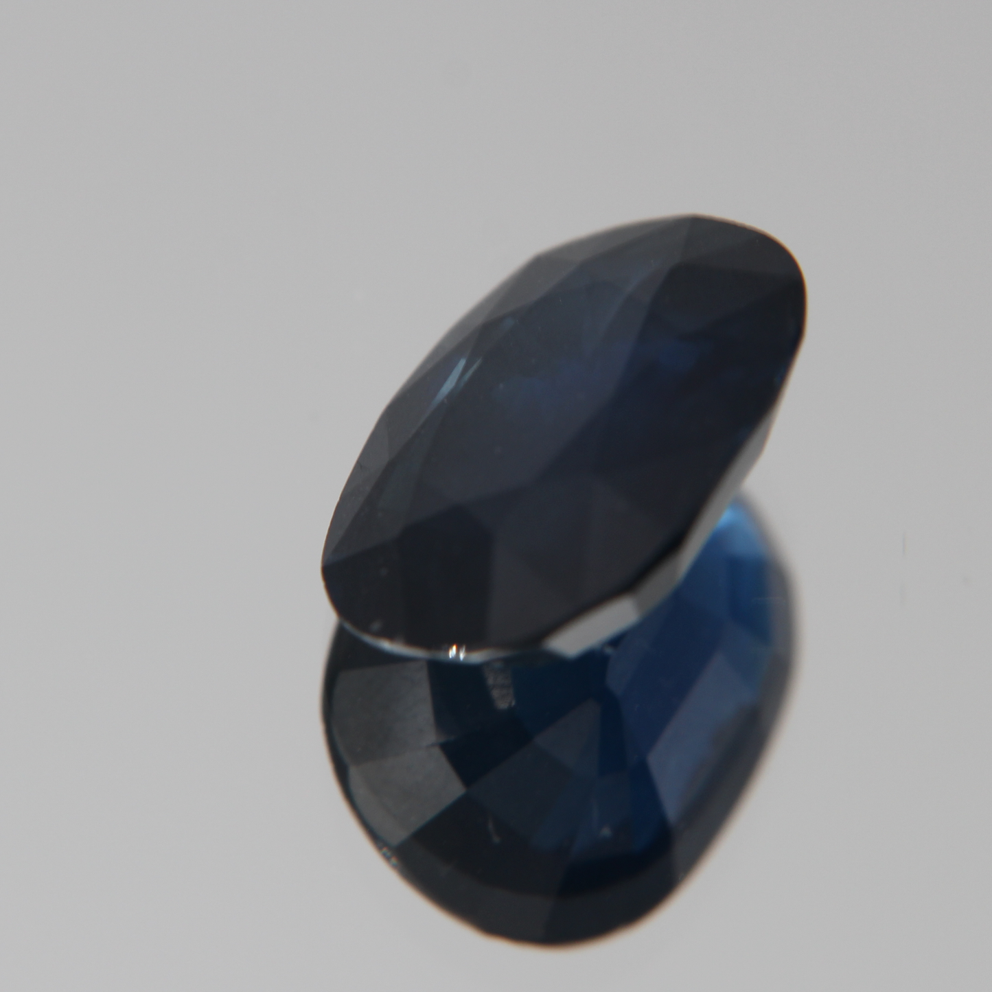 Blue Sapphire 5.78 ct