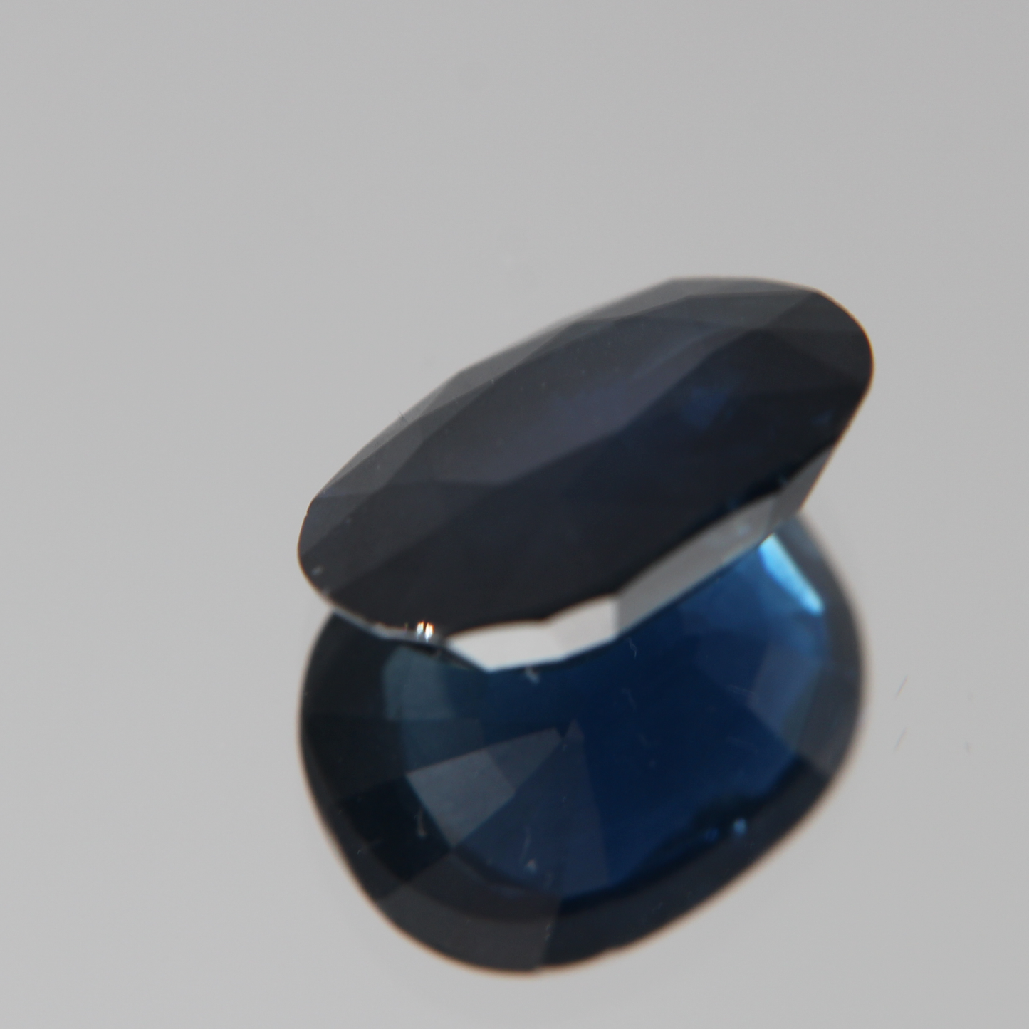 Blue Sapphire 5.78 ct