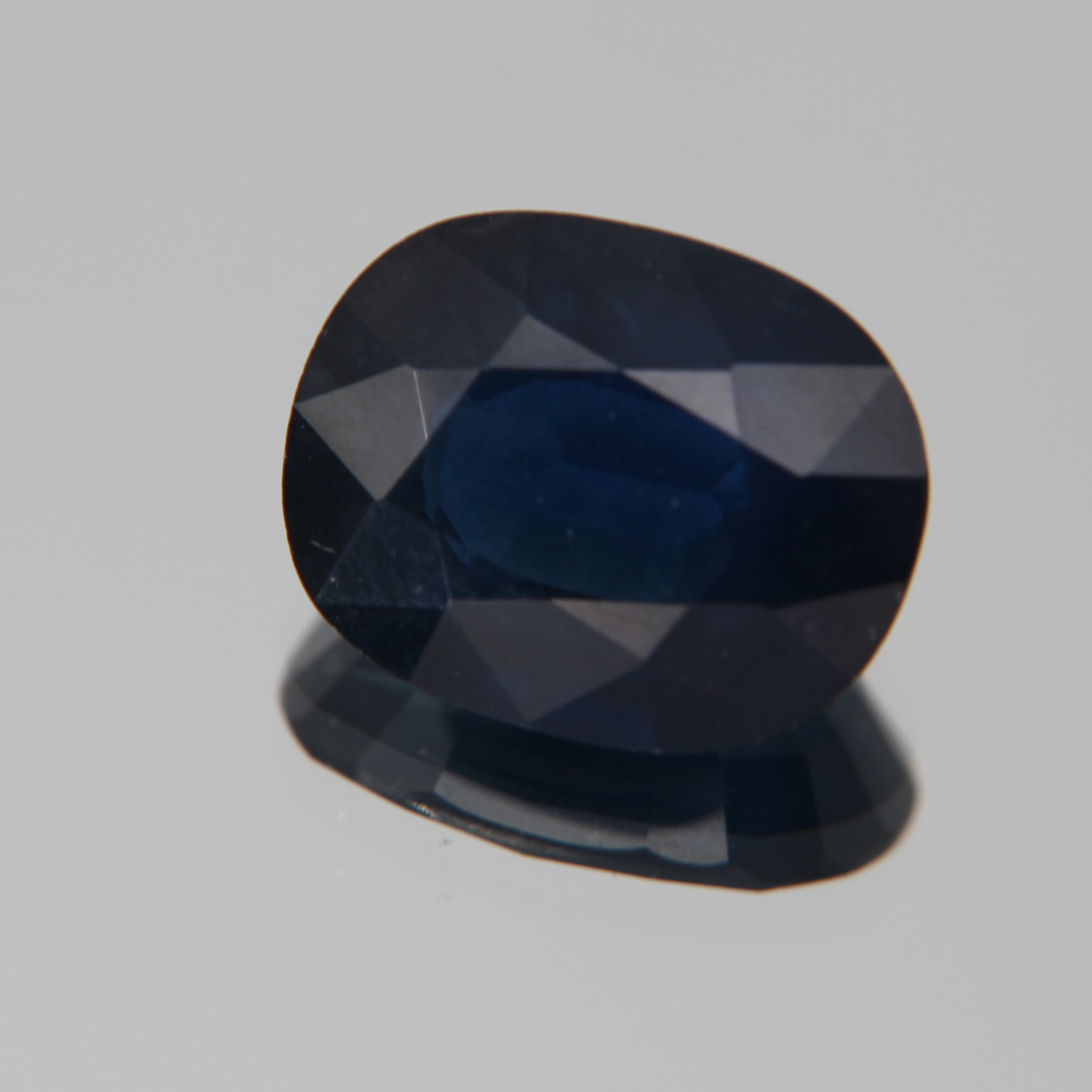Blue Sapphire 5.78 ct