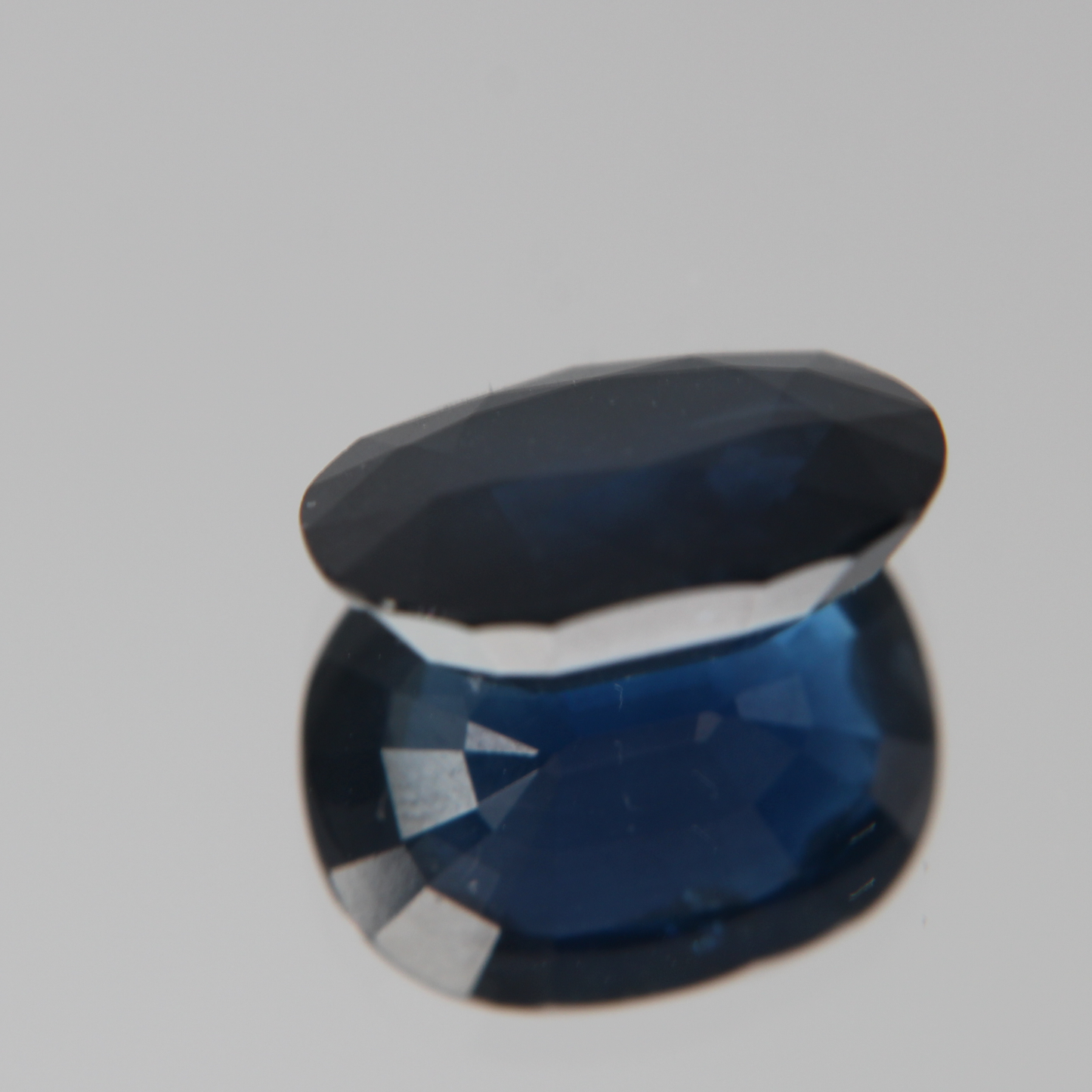Blue Sapphire 5.78 ct
