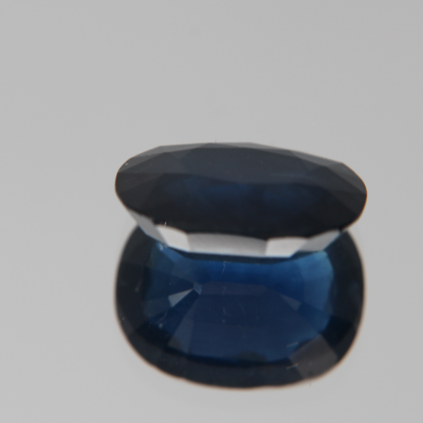 Blue Sapphire 5.78 ct