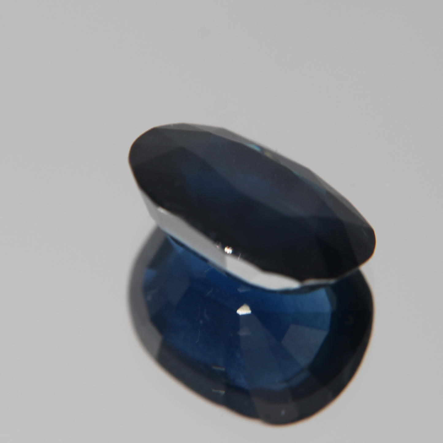Blue Sapphire 5.78 ct