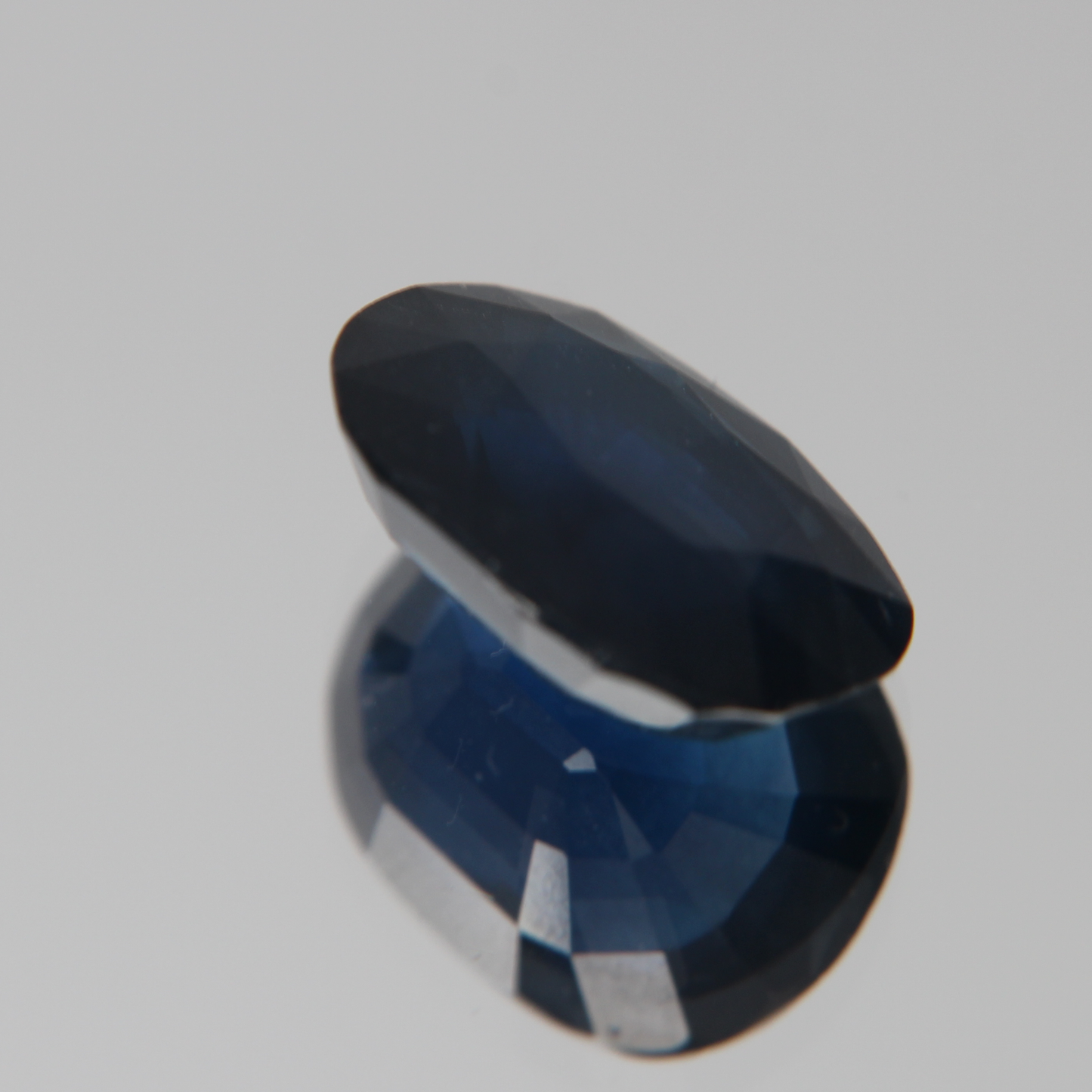 Blue Sapphire 5.78 ct