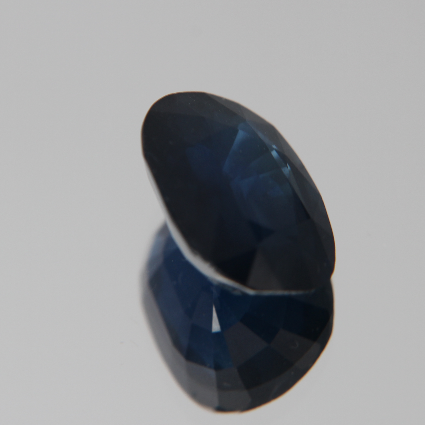 Blue Sapphire 5.78 ct