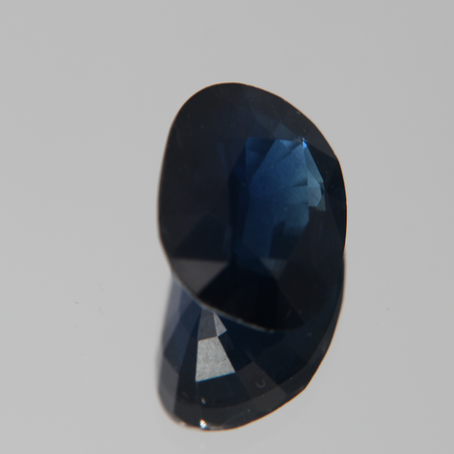 Blue Sapphire 5.78 ct