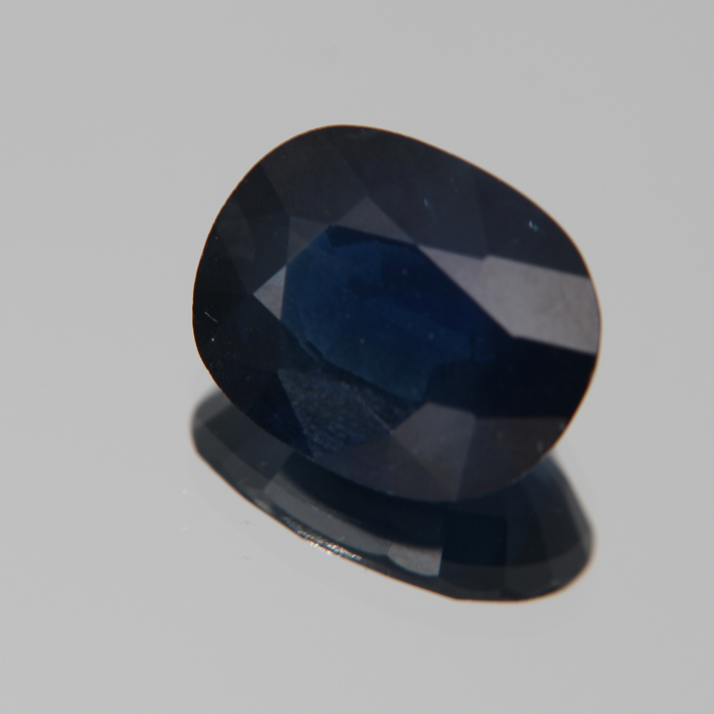 Blue Sapphire 5.78 ct