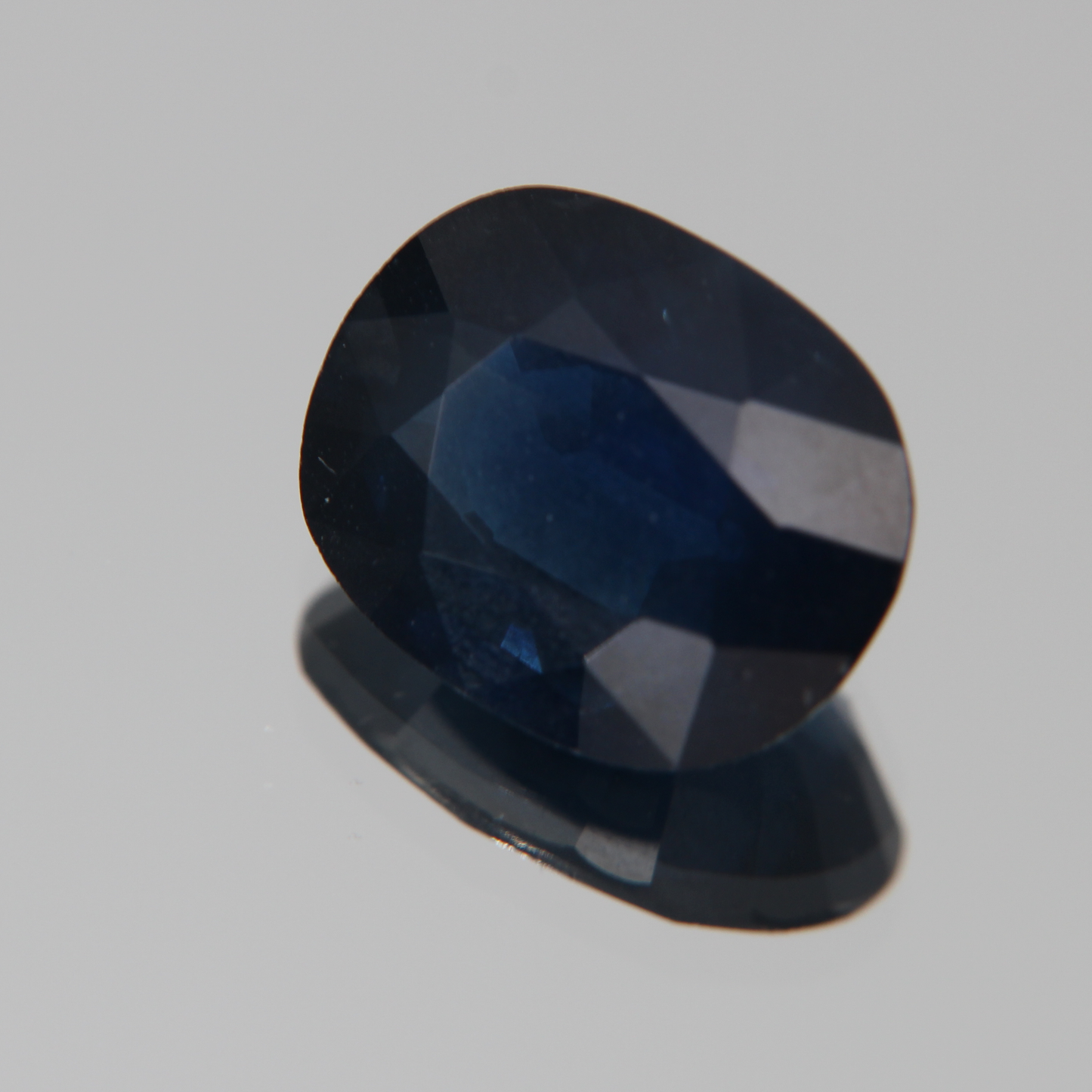 Blue Sapphire 5.78 ct