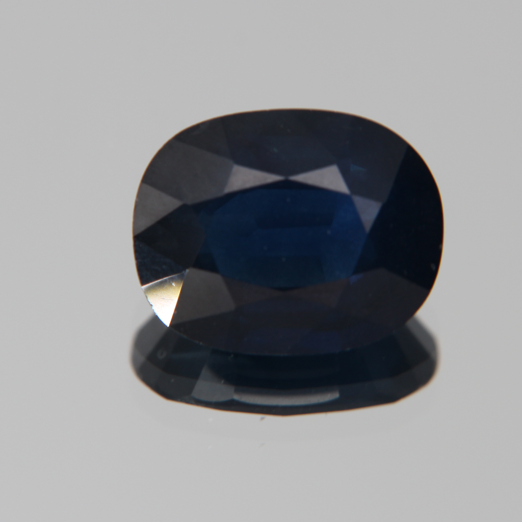 Blue Sapphire 5.78 ct