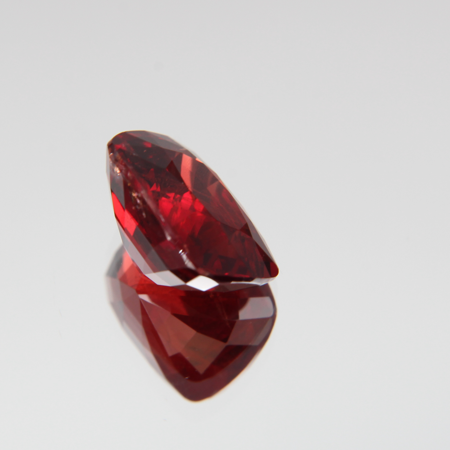 Red Spinel 3.51 ct