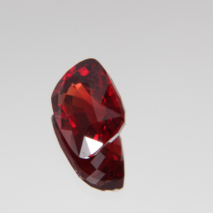 Red Spinel 3.51 ct