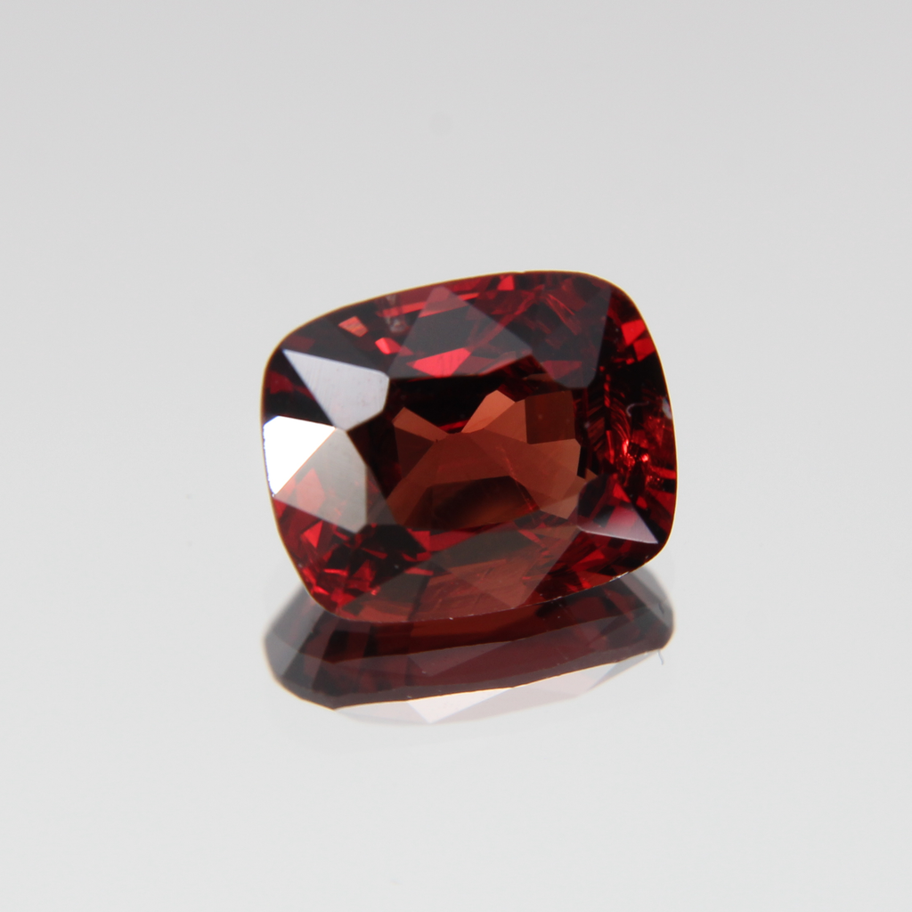 Orange-Roter Spinell 2.60 ct